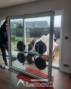 Une verrière sinistrée... la Menuiserie Lemaux la remplace